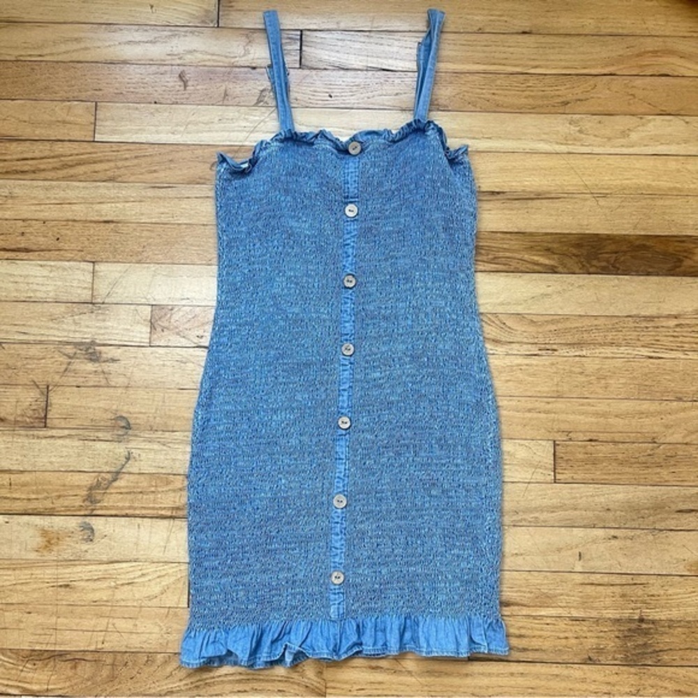 Blashe Denim Blue Sleeveless Smocked Dress Size L